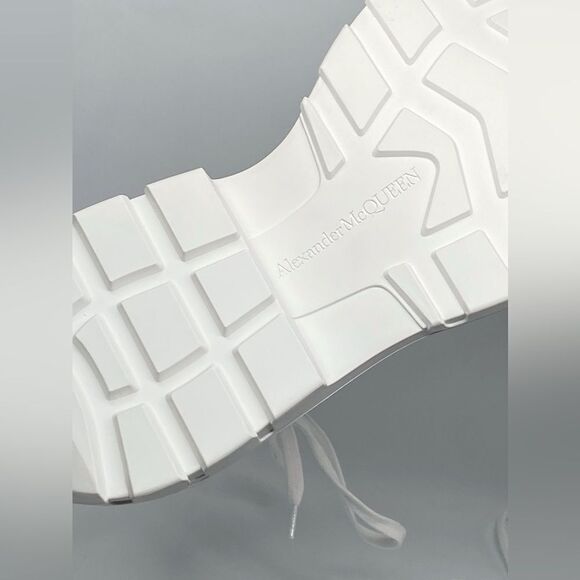 Alexander McQueen Tread Slick Leather Boot size 40 - Picture 15 of 15